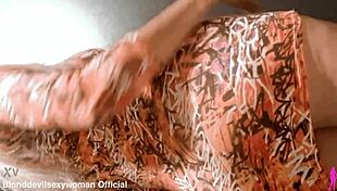 that mature latina in her hot dress gets so horny and wet