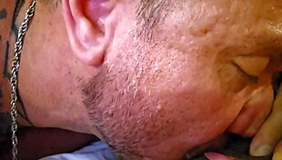 gorgeous morena slut loves oral tongue on pussy. finger deep in her tight asshole now