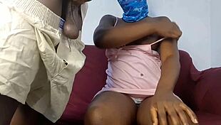 😘 enmascarada flashing her natural big tits and juicy ass for you sexy 😈