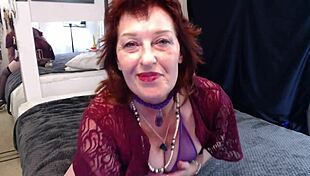 dawnskye1962's cig-smeared lipstick tease