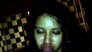 colombian 18-year-old hotel hookup knows how to handle it right