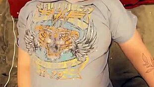 Day four brings pregnant woman's eye-rolling Christmas orgasm ecstasy