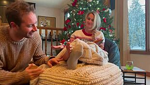 Lick Her Barefoot Toes Goddess Milf Sucking Christmas Feet Obsession!