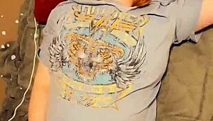 Day four brings pregnant woman's eye-rolling Christmas orgasm ecstasy