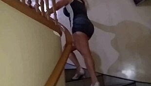 vivi guedez big ass milf takes anal toys machine vibrator deep