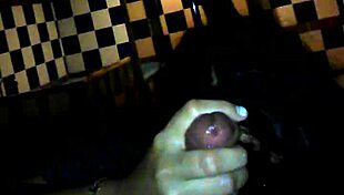 colombian 18-year-old hotel hookup knows how to handle it right