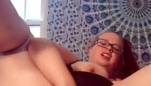 Squirting lesbians massage fat asses to orgasm explosion!