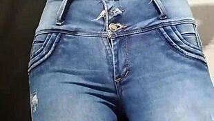 WOW 18YO TEEN'S TIGHT PUSSY ACCIDENTALLY SENT TO TEACHER!!