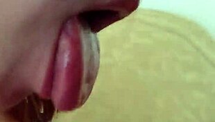 me ENAMORADA mamarle la VERGA hasta venirse EN MI BOCA