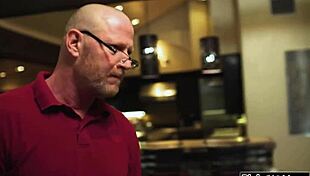 Bitchy Stepsis Begs Stepbro For Her Shaved Pussy Pounding