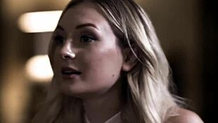 oh counselor i'm stripping now and craving your cock deep down my throat 😈💋