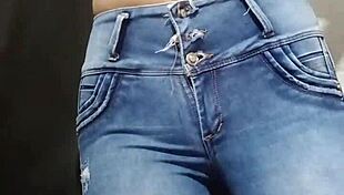 WOW 18YO TEEN'S TIGHT PUSSY ACCIDENTALLY SENT TO TEACHER!!