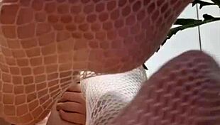 Elza koms' fetish feet mistress demands total curvy domination worship