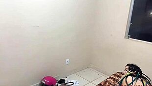 fiz massagem na prima tatuada e dominei ate transar com lingerie no publico