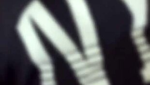 ngentot cewek jilbab kontrakan sambil bisik mesra