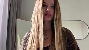 hey stepsis we're gonna be late so i'll do whatever quick on this cock