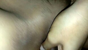 Specific fucks pretty shaved pussy amateur to wet creampie orgasm