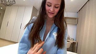 My stepsister craves my huge secret daily