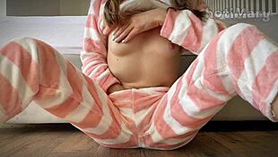 skinny schoolgirl fingers pussy closeup for massive squirting orgasm