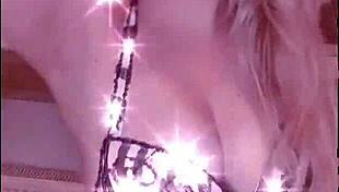 i'm that belly dancer goddess with huge belly long nails glasses findom