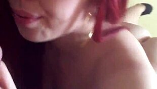 whoa this redhead gives the sloppiest handjob ever 😍🔥