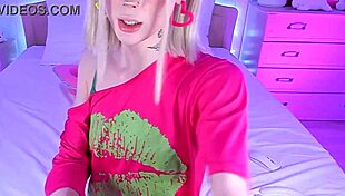 Sweet Eaton Ladyboy Teases Feet in Solo Webcam Fetish Show