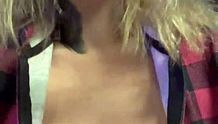 i can't believe it i almost got kicked out of the gym my clothes got me so horny watching my hard tits bounce 😍💦