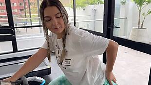 petite blonde lures gym stranger home for hairy pussy creampie fuck liatovar