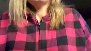 i can't believe it i almost got kicked out of the gym my clothes got me so horny watching my hard tits bounce 😍💦