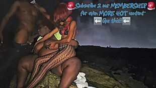 Midnight beach stroll turns into ssbbw sucking massive bbc bareback