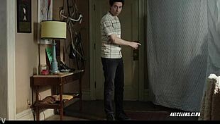 Hey, remember Jemima Kirke's bold nude moment in Girls season 6 episode 1 from 2017?