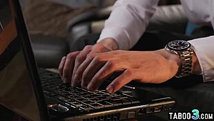 amalia davis russian anal slut tempts workaholic boyfriend away from desk