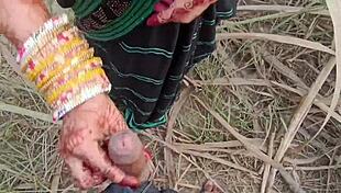 Desi village girl pisses publicly in indian outdoor toilet