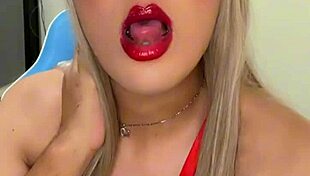 Linda trans doctor teases with her juicy big tits.