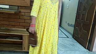 gorgeous malkin nokar xxx with farting and hot fingering in hindi roleplay