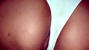 hermanastra caliente con short sexy: esas nalgas tuyas comen mi polla antes de que llegue roberto?