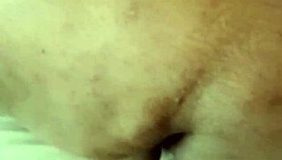 Check out Wetjuicypussy1's massive jiggling ass shaking in Nigeria's hottest contest!