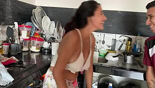 Chubby Big Tits Babe Rides Padrastro's Monster Cock to Creampie Mouthful