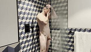 hot damn italian milf pornstar bareback fucks stud in shower behind scenes!