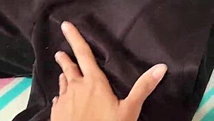 Mi Prima Chupa Mi Polla Mientras La Familia Esta Abajo Abajo!