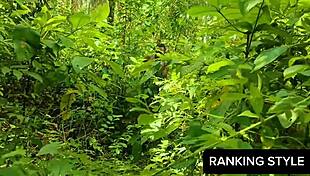 whoa that curvy bbw rides bbc while snapping pics 🍆📸