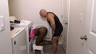 paris loves getting that ebony milf pussy bred deep with creampie