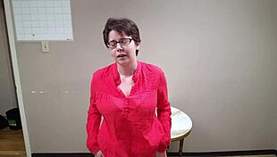 omg femdom masturbates hard roleplaying total dom over neighbor guy 🔥😈