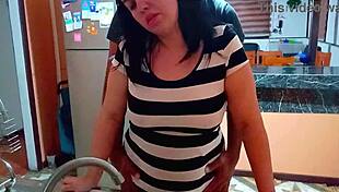 😩 my stepsons friend sneaks in kitchen fucks mommy rough while dishes wait