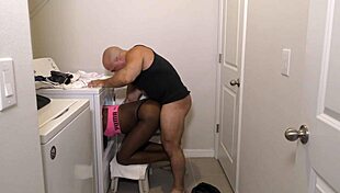 paris loves getting that ebony milf pussy bred deep with creampie