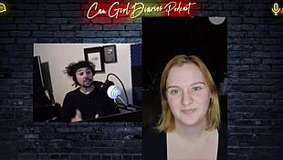 Kinky chef spills cam modeling tips after getting tricked on stream 😏