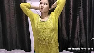 wanna watch indian couple lick pussy kiss romantically then missionary creampie?