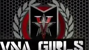 damn lucky guy unloads thick cum on kimber lee's hand!