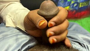 desi bahu fingers herself squirting for sasur in viral hindi mms chudai