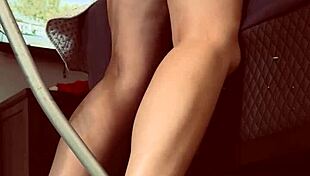imagine squirting on big dick machine in homemade solo play